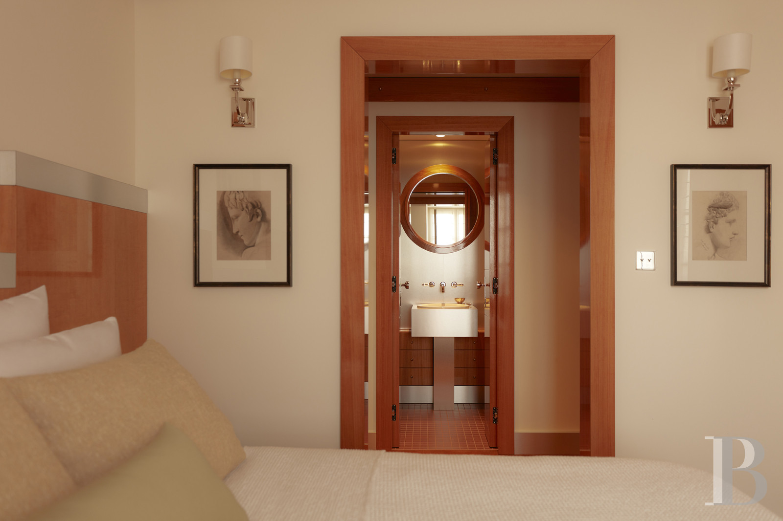 Dans les Côtes-d’Armor, à Saint-Jacut, une maison de village décorée comme un bateau de croisière des années 1940 - photo  n°12